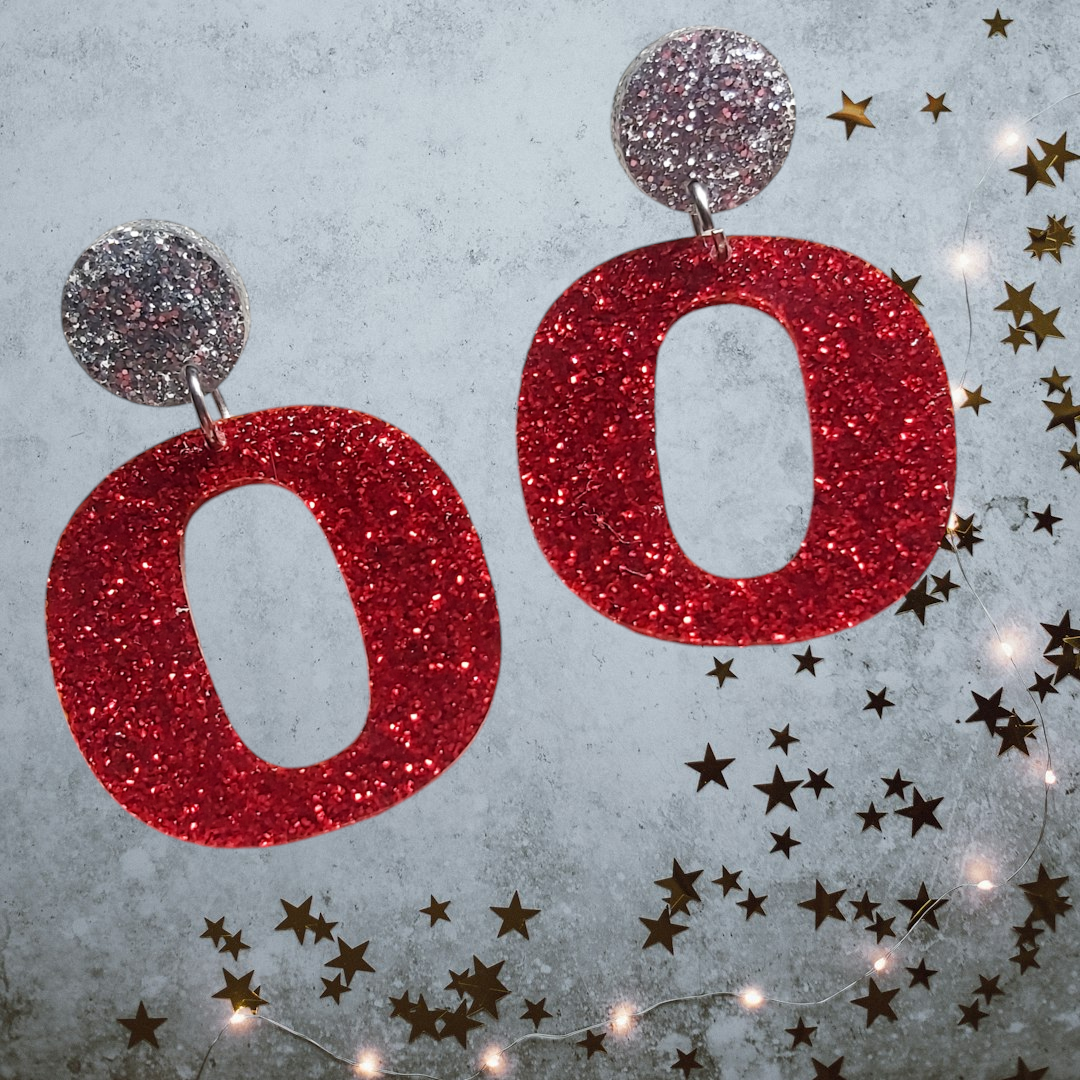 THE LETTER O - CHRISTMAS DANGLES