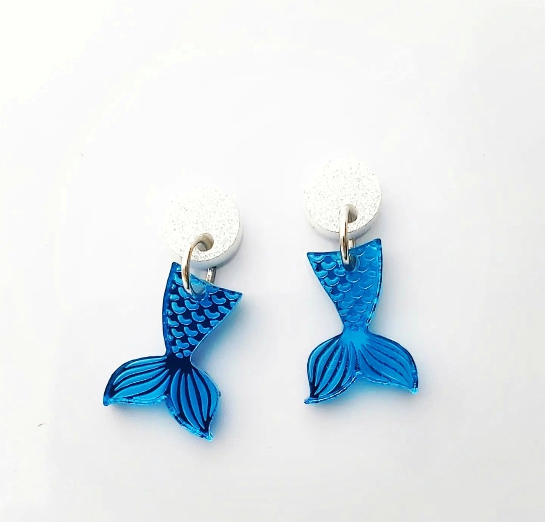 SMALL MERMAID TAIL DANGLES