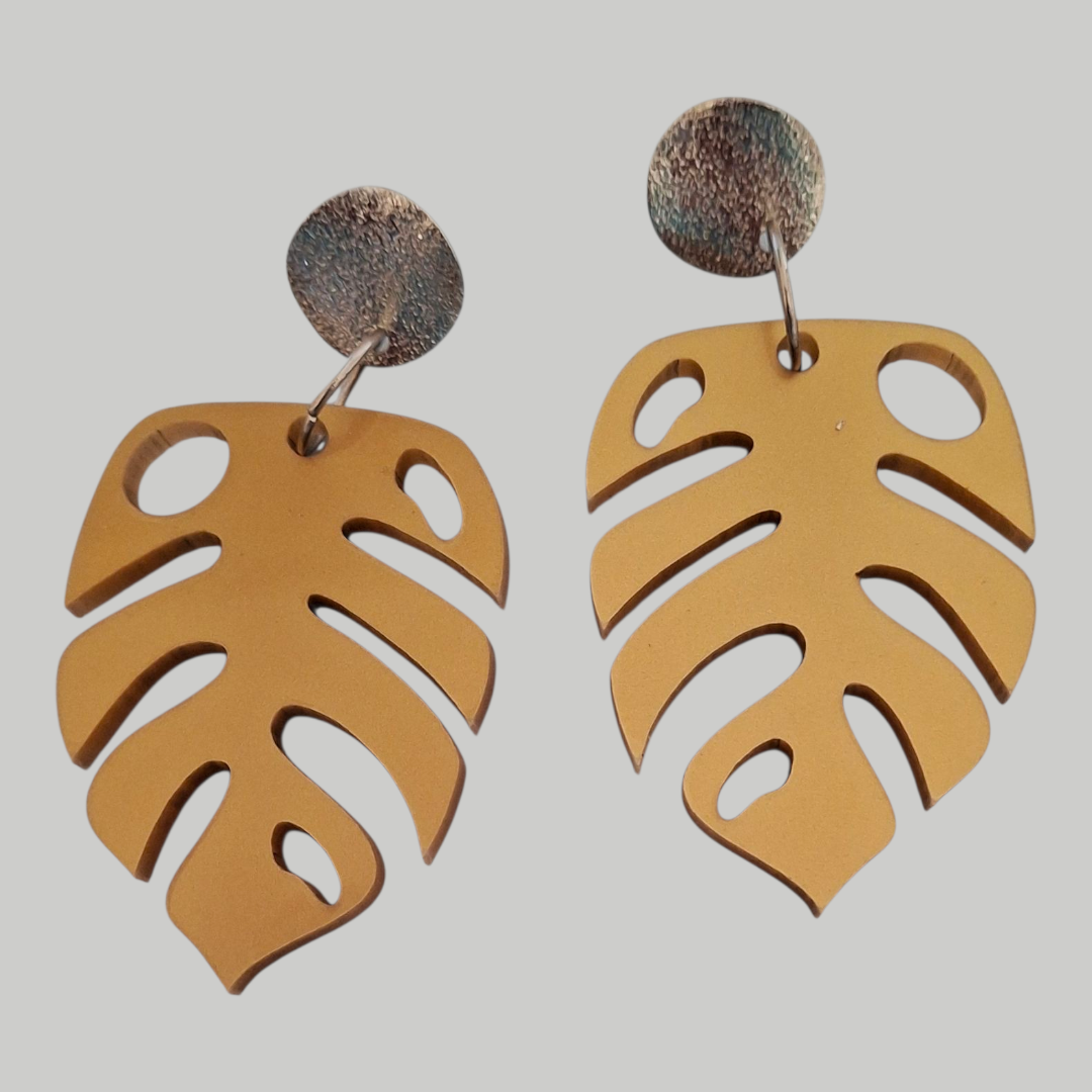 MONSTERA DANGLES